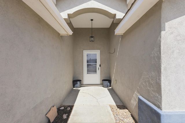 10 Psalms Place, Los Lunas, NM 87031
