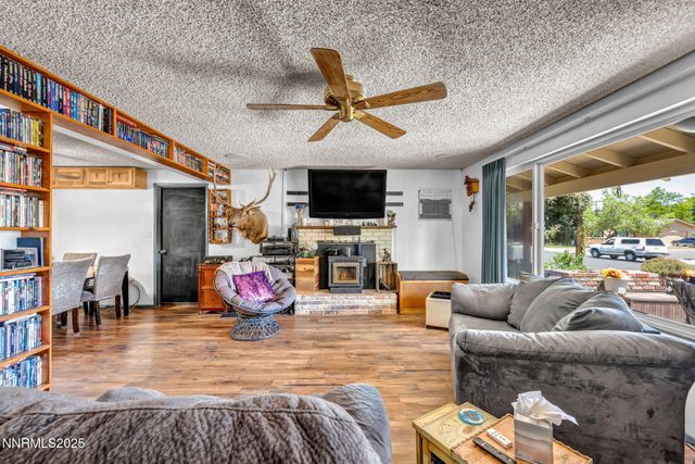 1852 Mountain Street, Carson City, NV 89703