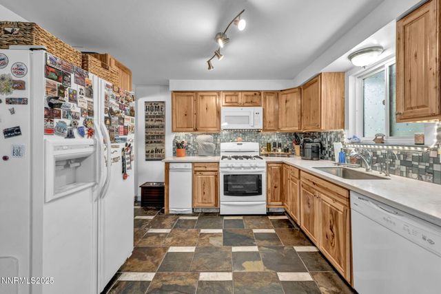 1852 Mountain Street, Carson City, NV 89703