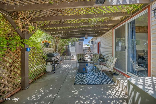 1852 Mountain Street, Carson City, NV 89703