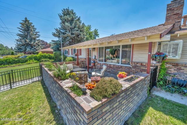 1852 Mountain Street, Carson City, NV 89703