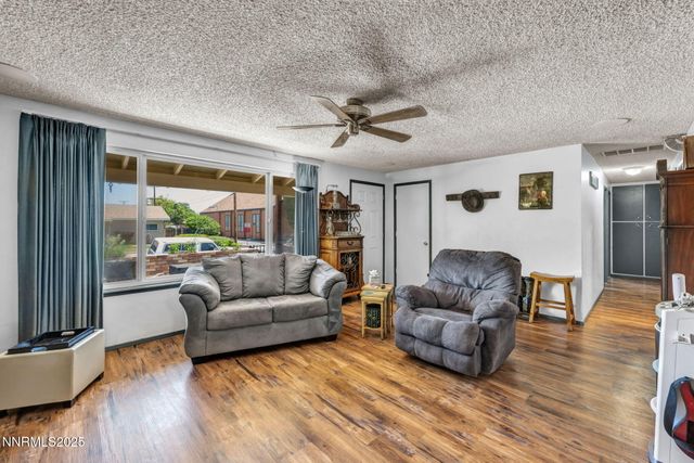 1852 Mountain Street, Carson City, NV 89703