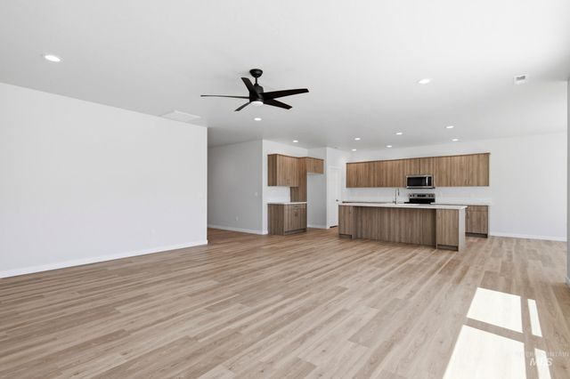 13649 Inman Ct, Caldwell, ID 83607