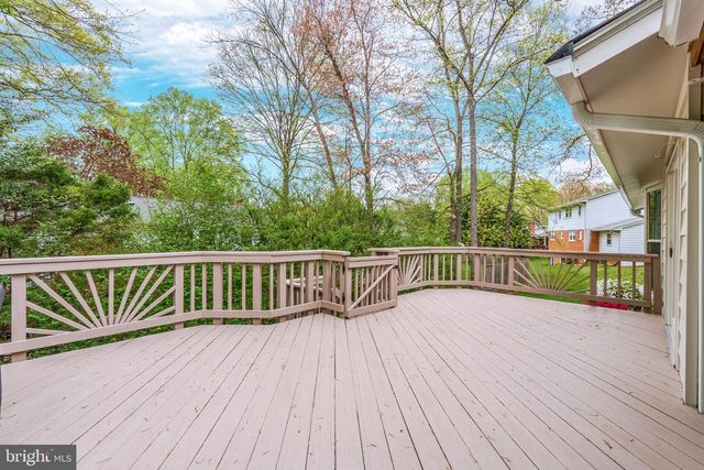 1706 BURNING TREE DR, Vienna, VA 22182