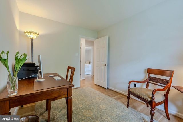 1706 BURNING TREE DR, Vienna, VA 22182