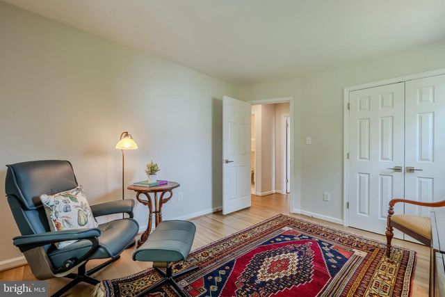 1706 BURNING TREE DR, Vienna, VA 22182
