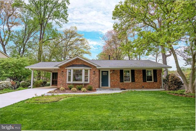 1706 BURNING TREE DR, Vienna, VA 22182