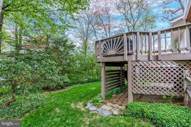 1706 BURNING TREE DR, Vienna, VA 22182