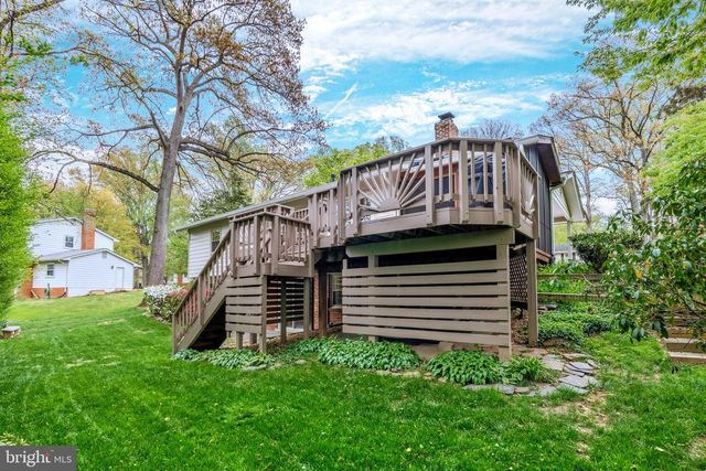 1706 BURNING TREE DR, Vienna, VA 22182