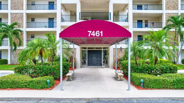 7461 W COUNTRY CLUB DRIVE N 408, Sarasota, FL 34243