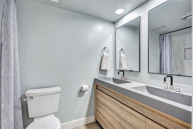 7461 W COUNTRY CLUB DRIVE N 408, Sarasota, FL 34243