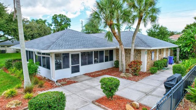 7461 W COUNTRY CLUB DRIVE N 408, Sarasota, FL 34243