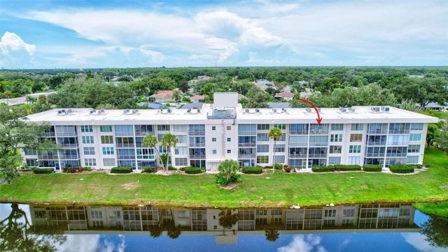 7461 W COUNTRY CLUB DRIVE N 408, Sarasota, FL 34243