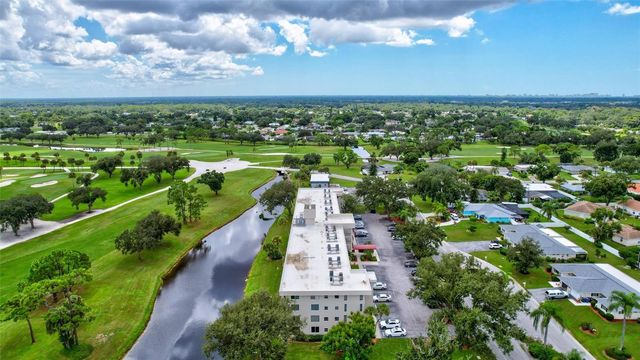 7461 W COUNTRY CLUB DRIVE N 408, Sarasota, FL 34243
