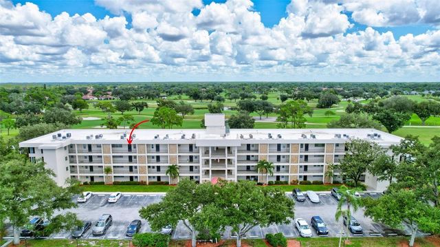 7461 W COUNTRY CLUB DRIVE N 408, Sarasota, FL 34243
