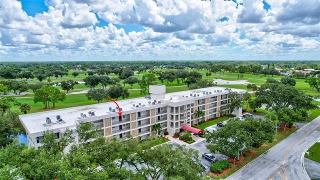 7461 W COUNTRY CLUB DRIVE N 408, Sarasota, FL 34243