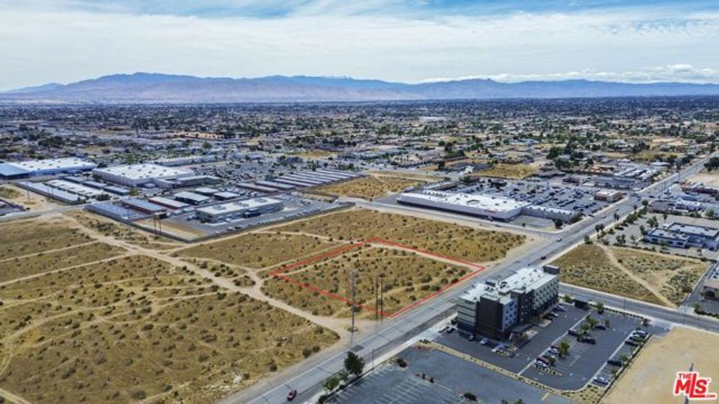 0 Cottonwood Avenue, Victorville, CA 92395