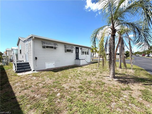 4501 Robert E Lee BLVD E, Estero, FL 33928