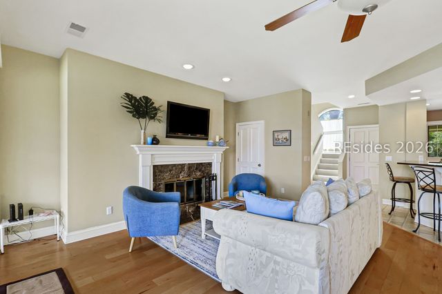 5 Newport Dr Apt 1206, Hilton Head Island, SC 29928