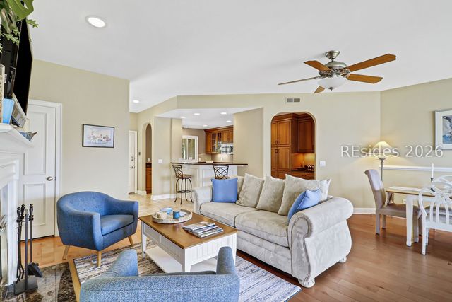 5 Newport Dr Apt 1206, Hilton Head Island, SC 29928
