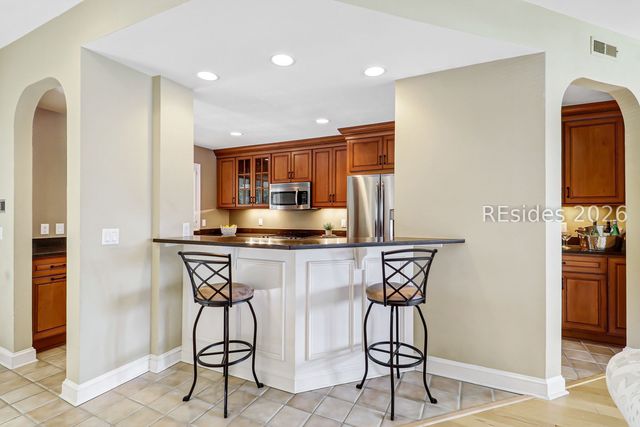 5 Newport Dr Apt 1206, Hilton Head Island, SC 29928