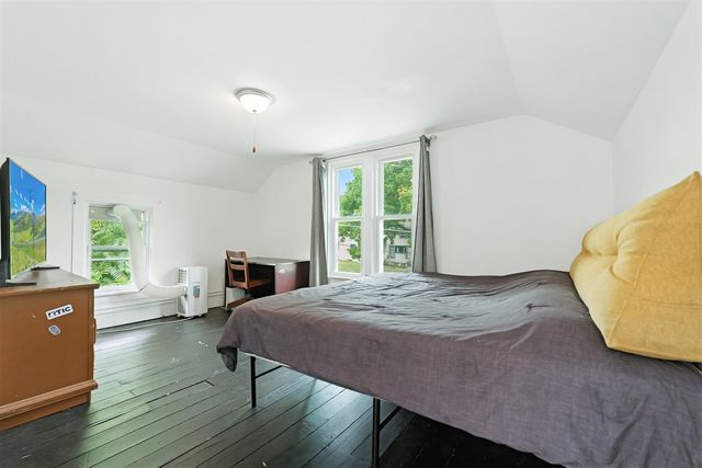 210 Drew Street, Paw Paw, MI 49079