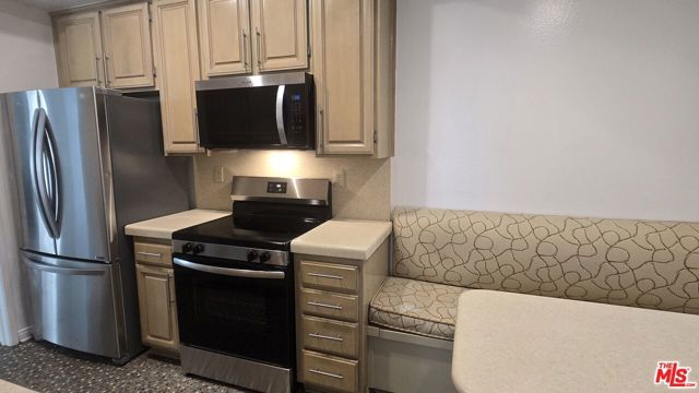 2131 Century Park Lane 212, Los Angeles, CA 90067