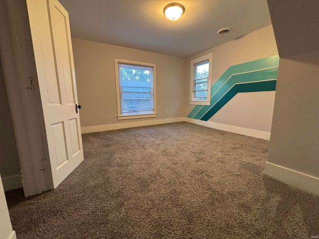620 S 7th Street, Goshen, IN 46526
