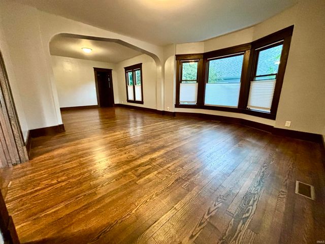 620 S 7th Street, Goshen, IN 46526