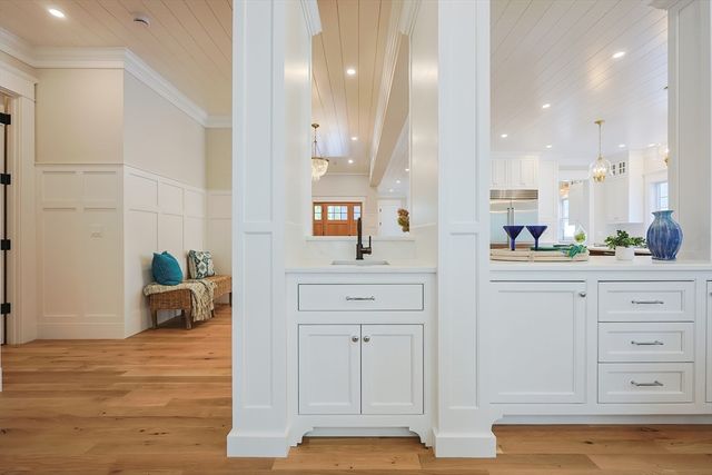 28 Quaker Run, Mashpee, MA 02649