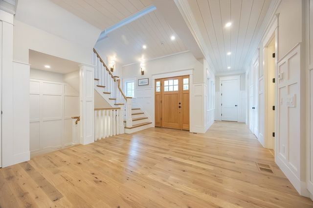 28 Quaker Run, Mashpee, MA 02649