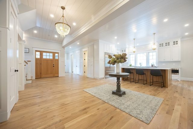 28 Quaker Run, Mashpee, MA 02649