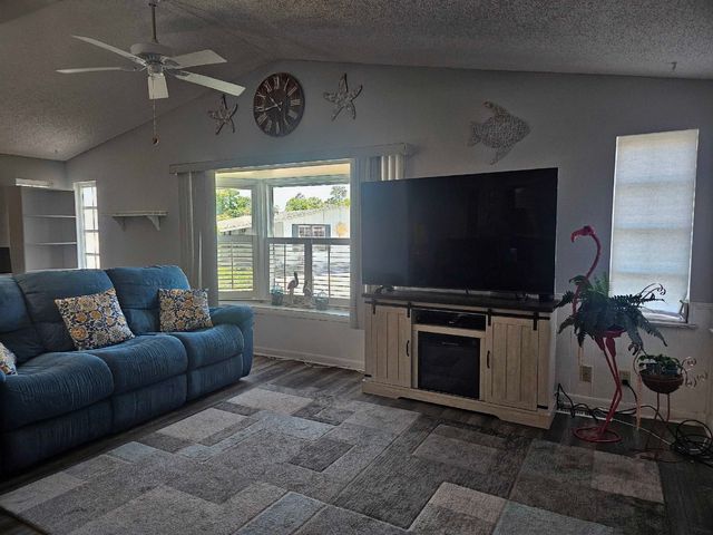 430 Pampas Dr., Surfside Beach, SC 29575