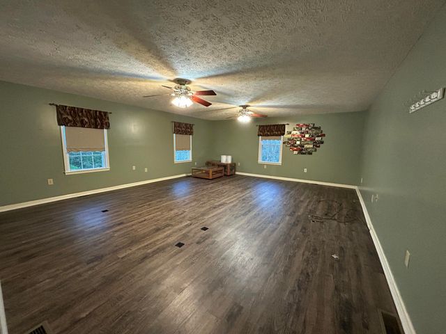927 Tuggle Road, Danville, KY 40422
