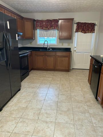 927 Tuggle Road, Danville, KY 40422