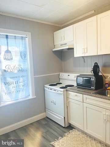 78 WALNUT ST, Salem, NJ 08079