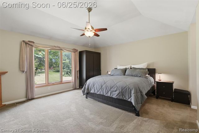 30785 Mystic Forest Drive, Farmington, MI 48331