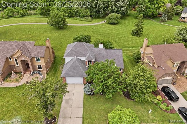 30785 Mystic Forest Drive, Farmington, MI 48331