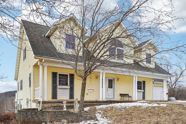 S1135 Rhine Drive, La Valle, WI 53941