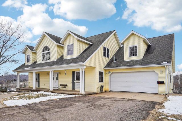 S1135 Rhine Drive, La Valle, WI 53941