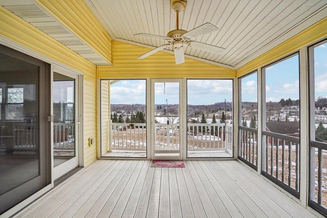 S1135 Rhine Drive, La Valle, WI 53941