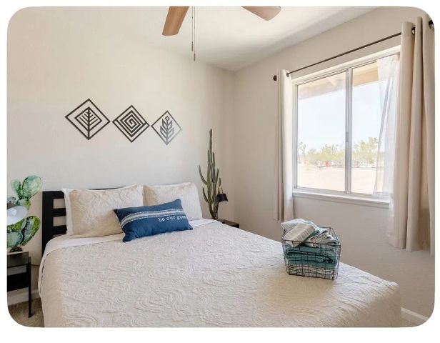 3893 Manchester Avenue, Yucca Valley, CA 92284