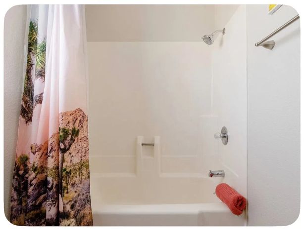 3893 Manchester Avenue, Yucca Valley, CA 92284