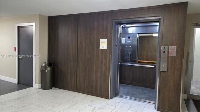 18051 Biscayne Blvd 1204, Aventura, FL 33160