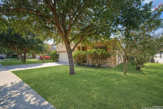 109 STAMPEDE RNCH, Selma, TX 78154