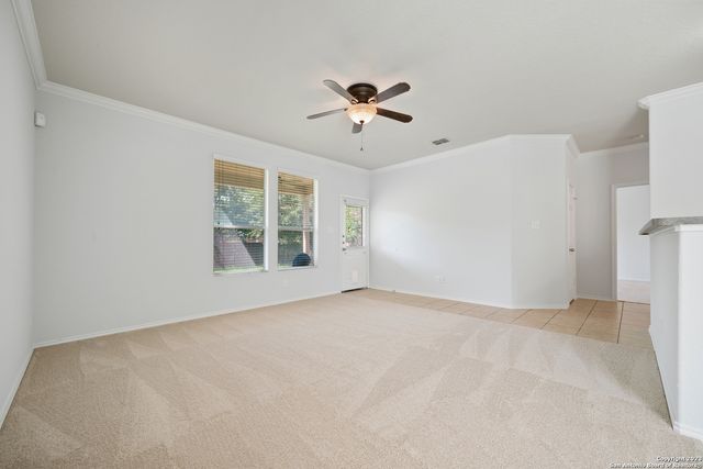 109 STAMPEDE RNCH, Selma, TX 78154