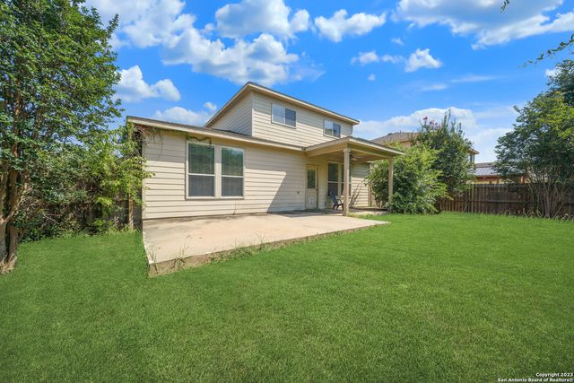 109 STAMPEDE RNCH, Selma, TX 78154