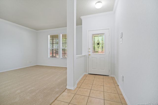 109 STAMPEDE RNCH, Selma, TX 78154