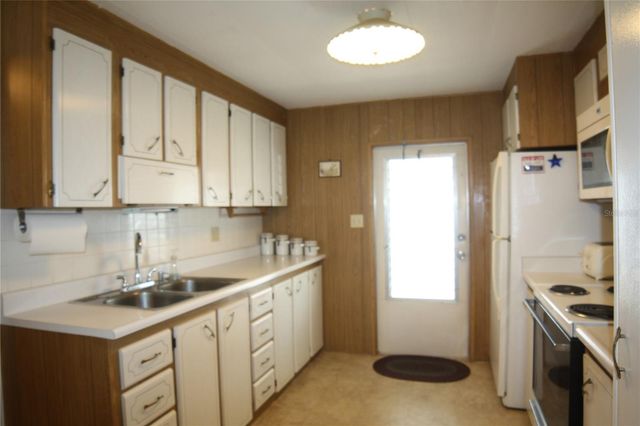 1500 COUNTY ROAD 1 20, Dunedin, FL 34698