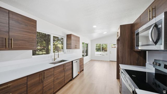 2820 N 700 E, Provo, UT 84604